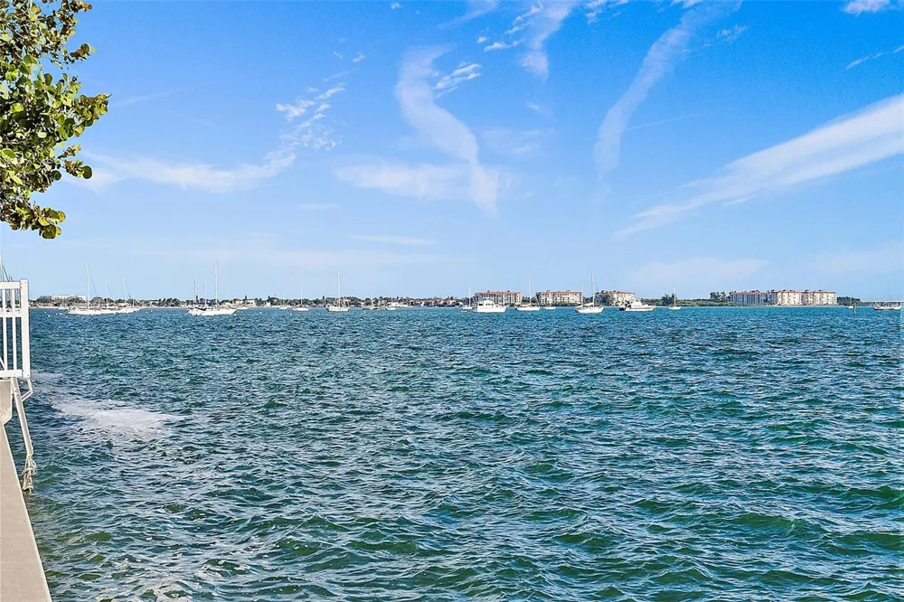 5935 30TH AVENUE S #214 Gulfport, FL 33707