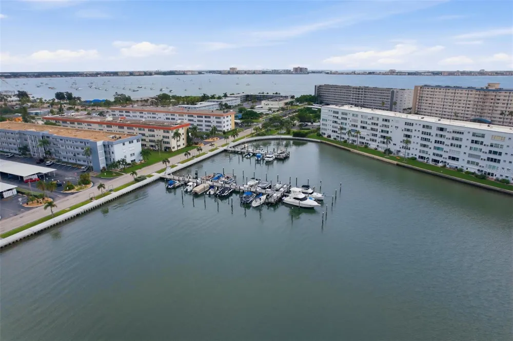5935 30TH AVENUE S #214 Gulfport, FL 33707