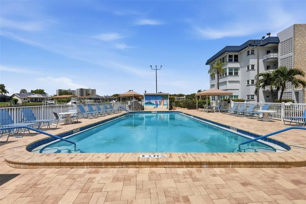 5935 30TH AVENUE S #214 Gulfport, FL 33707