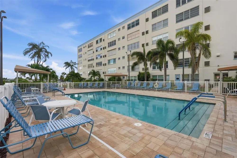 5935 30TH AVENUE S #214 Gulfport, FL 33707