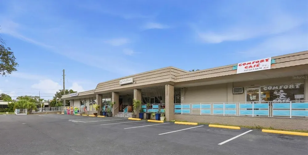 5935 30TH AVENUE S #214 Gulfport, FL 33707