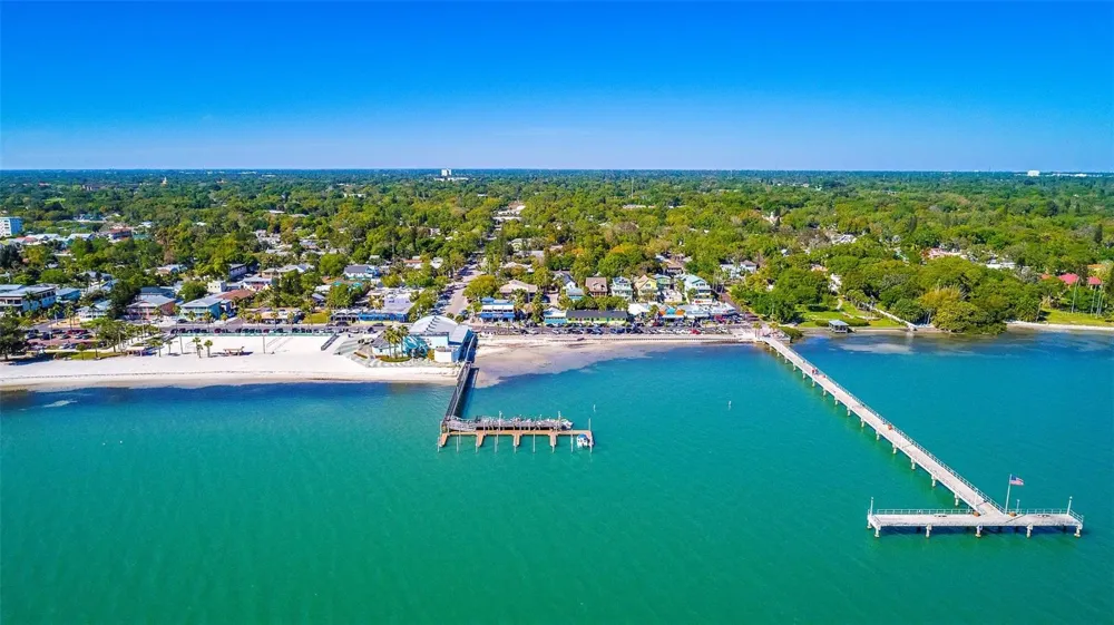 5935 30TH AVENUE S #214 Gulfport, FL 33707