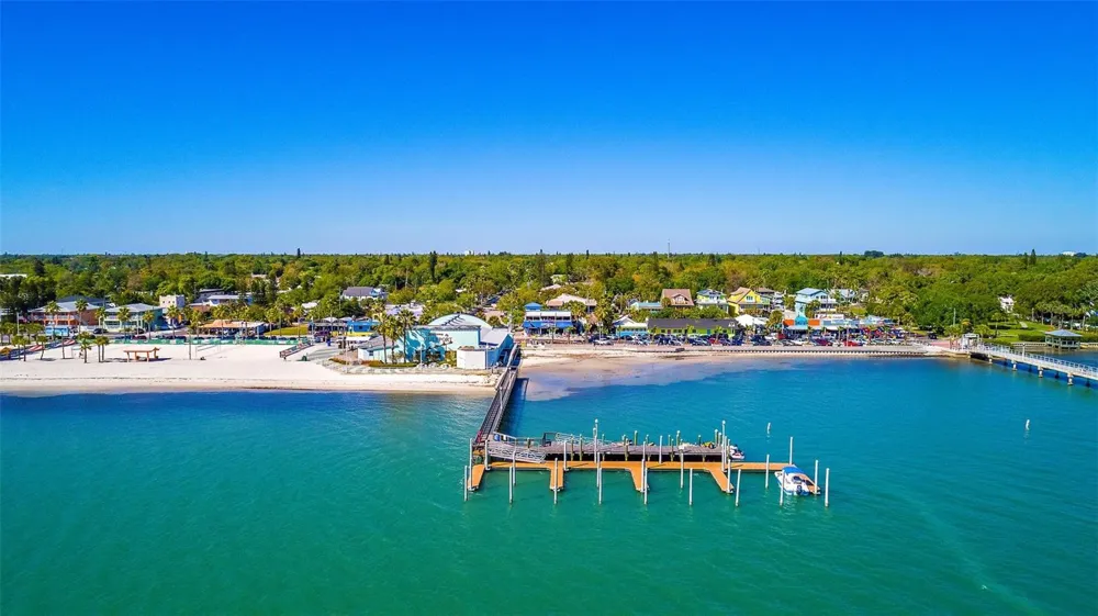 5935 30TH AVENUE S #214 Gulfport, FL 33707