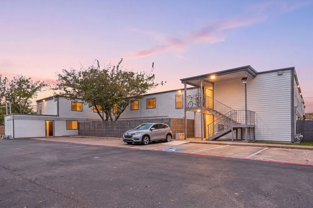 1200 E 52nd Street #209 Austin, TX 78723