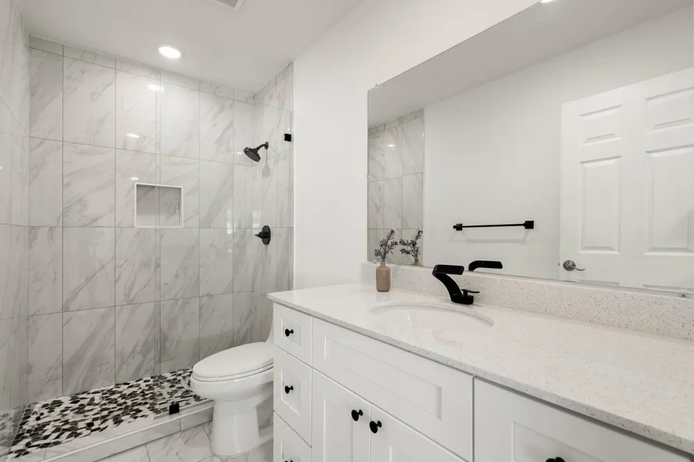 1200 E 52nd Street #209 Austin, TX 78723