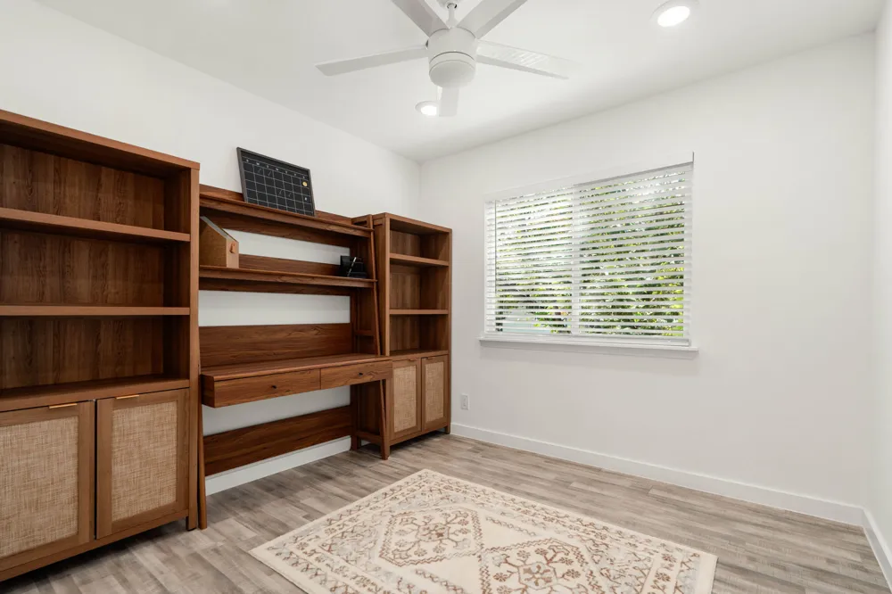 1200 E 52nd Street #209 Austin, TX 78723