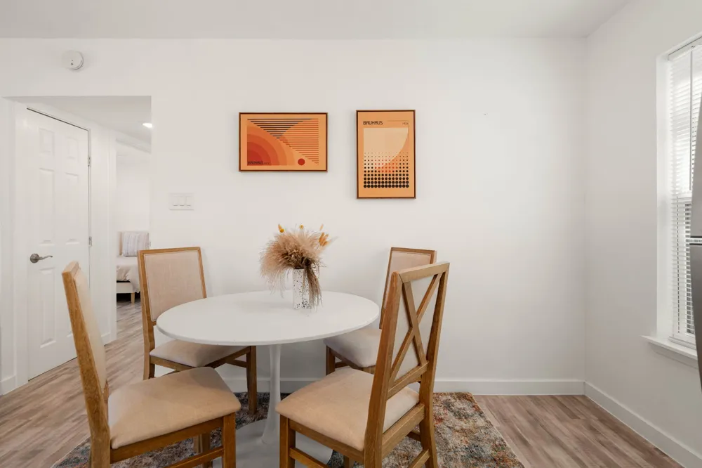 1200 E 52nd Street #209 Austin, TX 78723