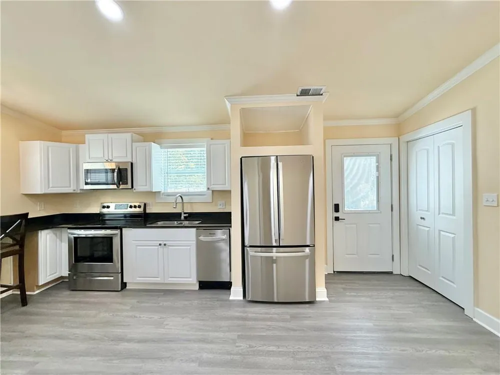 1759 Bolton Road NW Atlanta, GA 30318