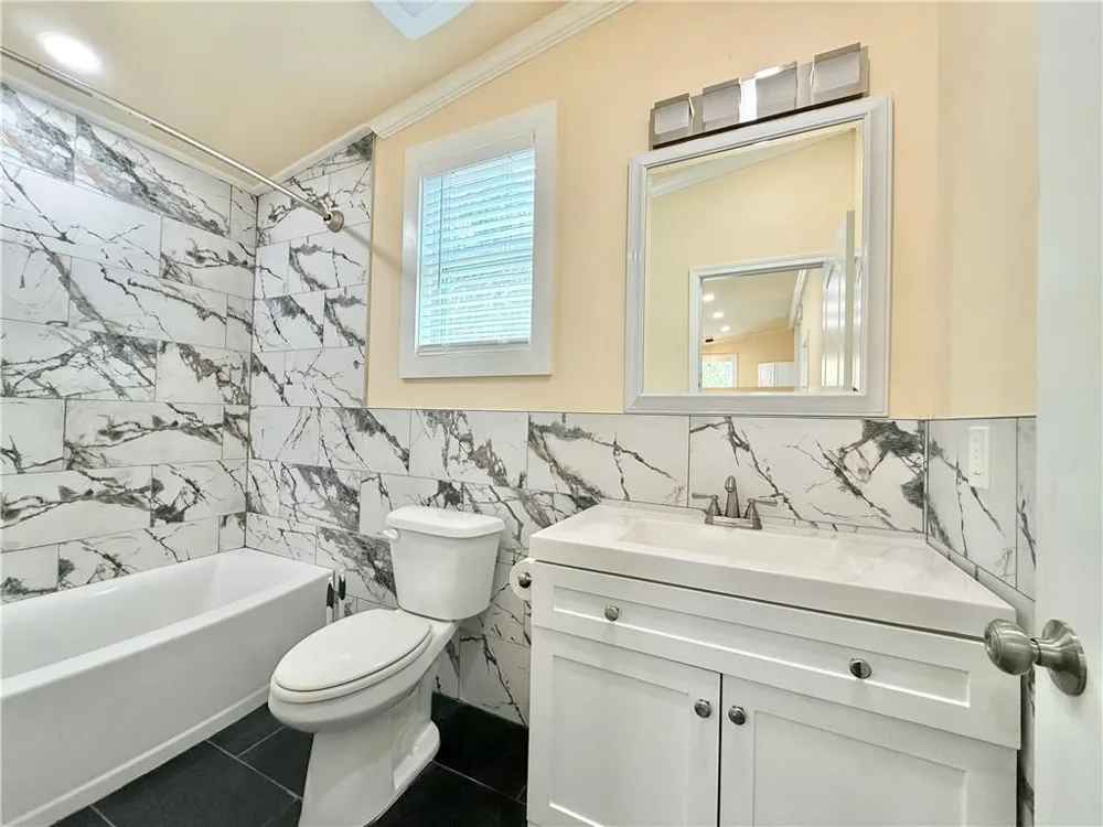 1759 Bolton Road NW Atlanta, GA 30318