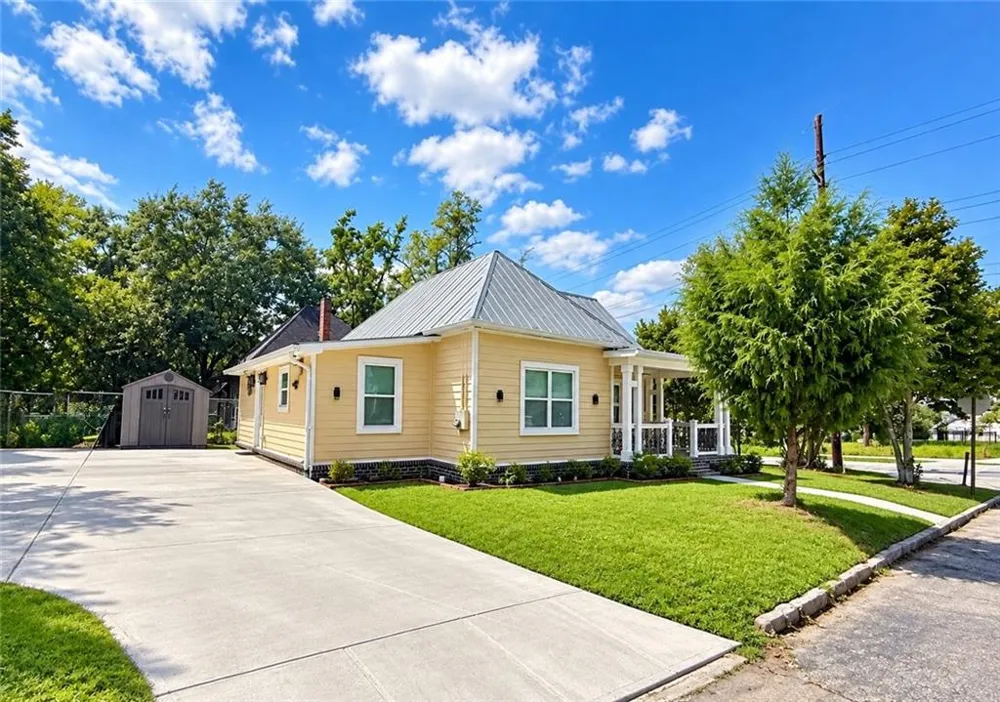 1759 Bolton Road NW Atlanta, GA 30318