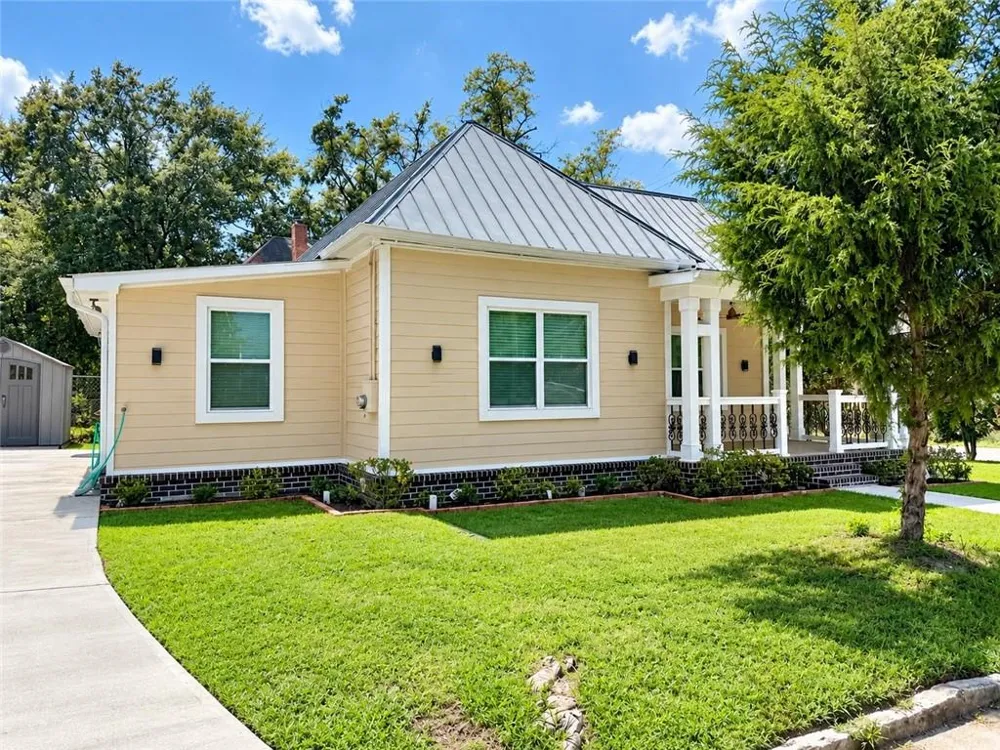 1759 Bolton Road NW Atlanta, GA 30318