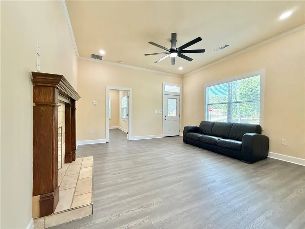 1759 Bolton Road NW Atlanta, GA 30318