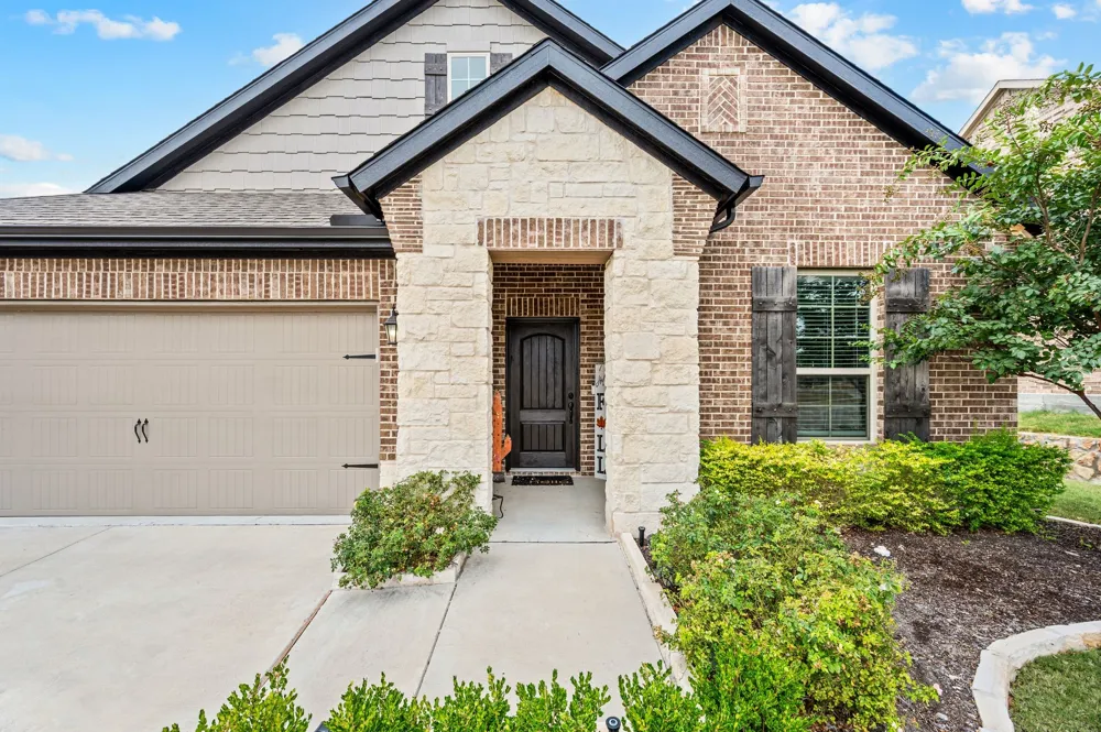 1504 Shindig Court Weatherford, TX 76087