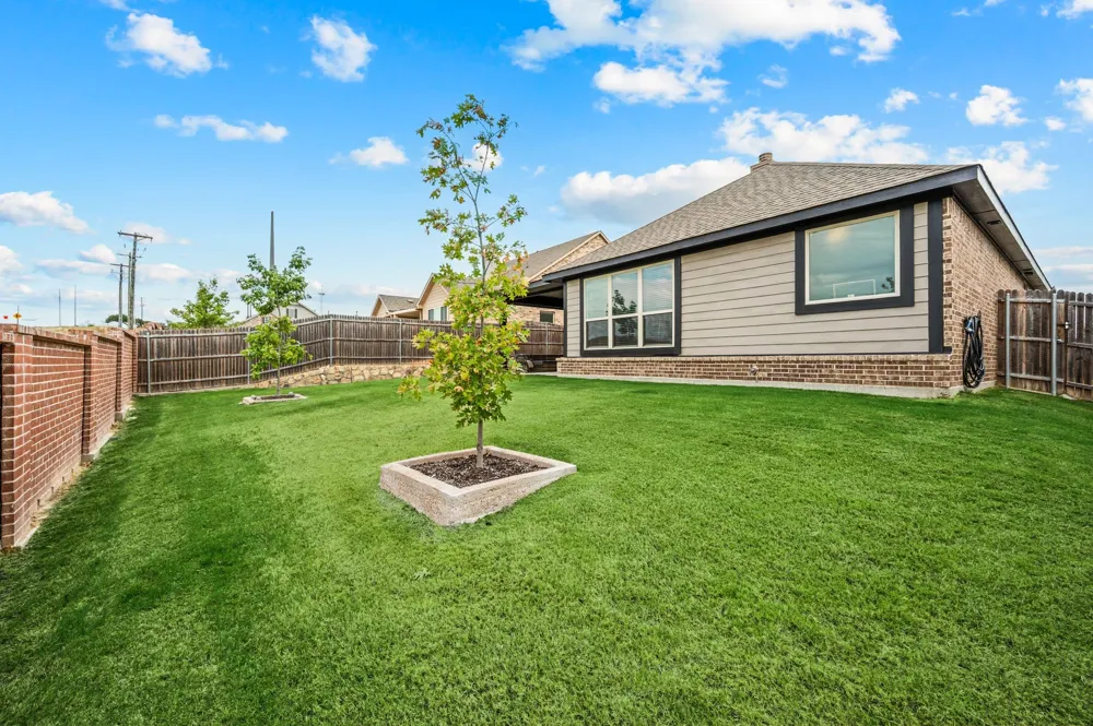 1504 Shindig Court Weatherford, TX 76087