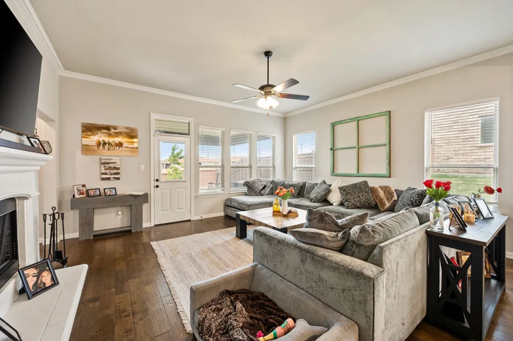 1504 Shindig Court Weatherford, TX 76087