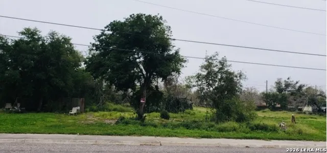 1503 E SANTA GERTRUDIS ST Kingsville, TX 78363