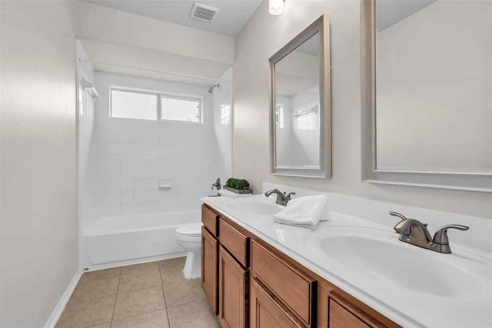 3219 Legends Mist Drive Spring, TX 77386
