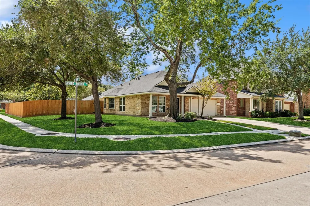 922 Spring Source Place Spring, TX 77373