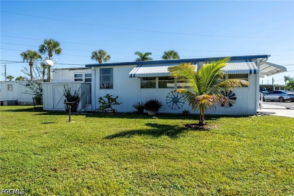 Palm Beach Boulevard #14 Fort Myers, FL 33905