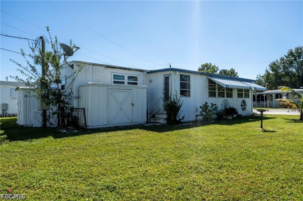 Palm Beach Boulevard #14 Fort Myers, FL 33905
