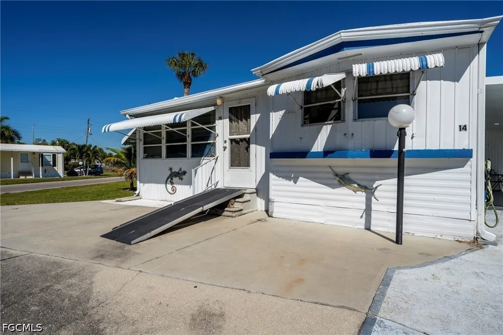 Palm Beach Boulevard #14 Fort Myers, FL 33905