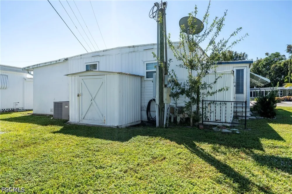 Palm Beach Boulevard #14 Fort Myers, FL 33905