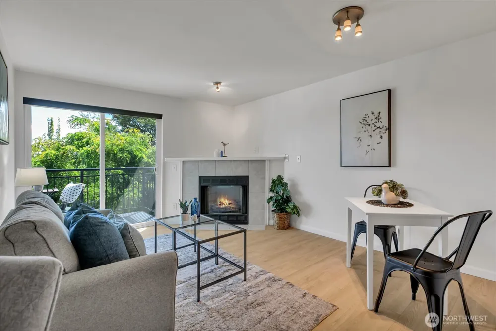 2512 E Madison Street #303 Seattle, WA 98112