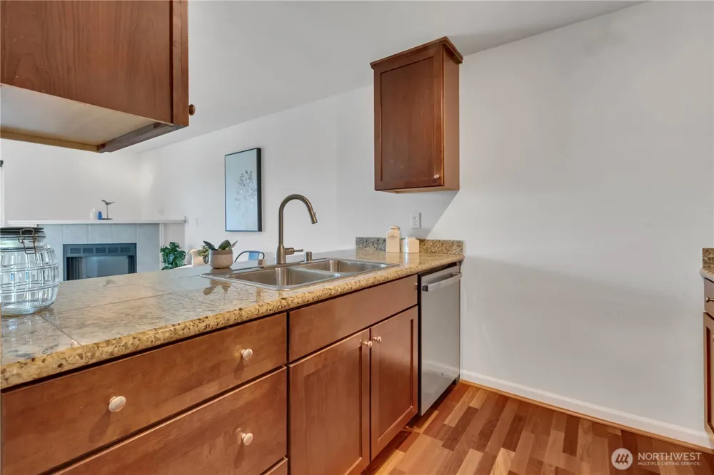 2512 E Madison Street #303 Seattle, WA 98112