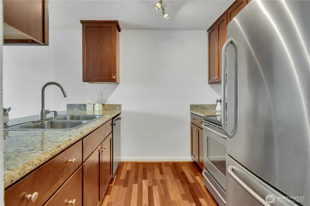 2512 E Madison Street #303 Seattle, WA 98112