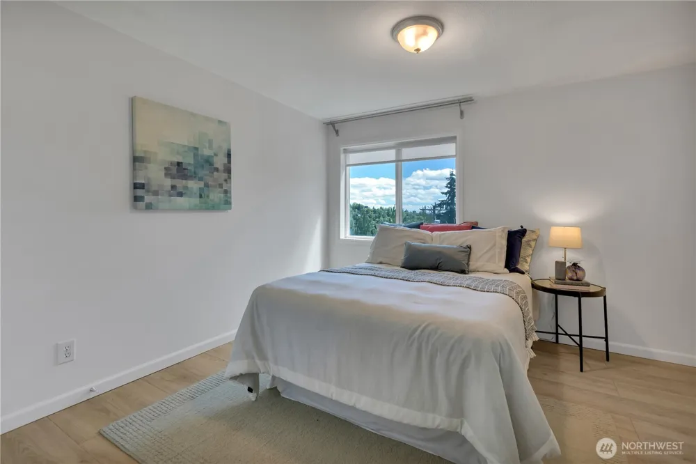 2512 E Madison Street #303 Seattle, WA 98112