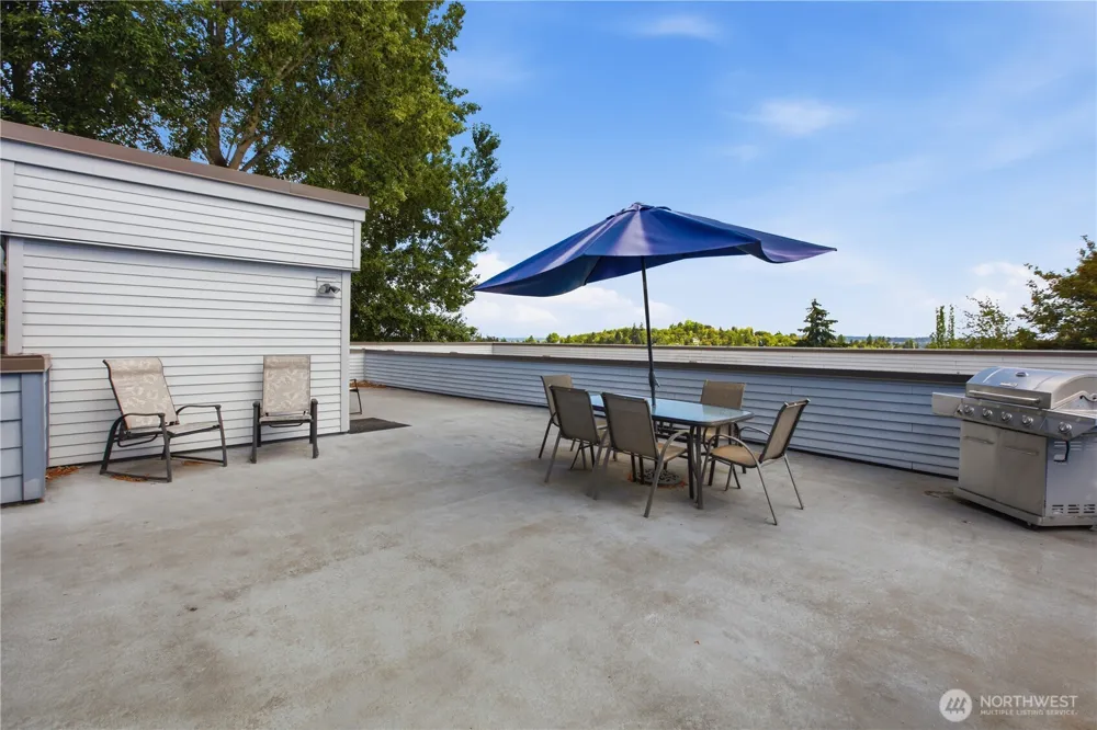 2512 E Madison Street #303 Seattle, WA 98112