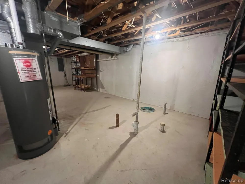 5529 Walnut Circle W West Bloomfield Charter Township, MI 48322