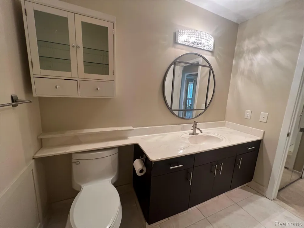 5529 Walnut Circle W West Bloomfield Charter Township, MI 48322