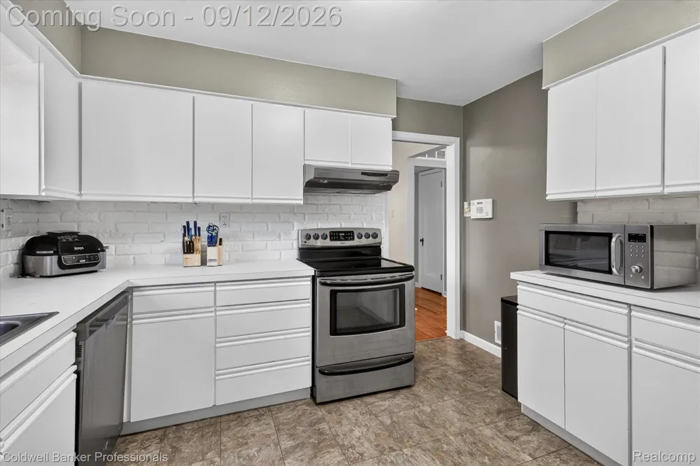 5173 Greenleaf Drive Swartz Creek City, MI 48473