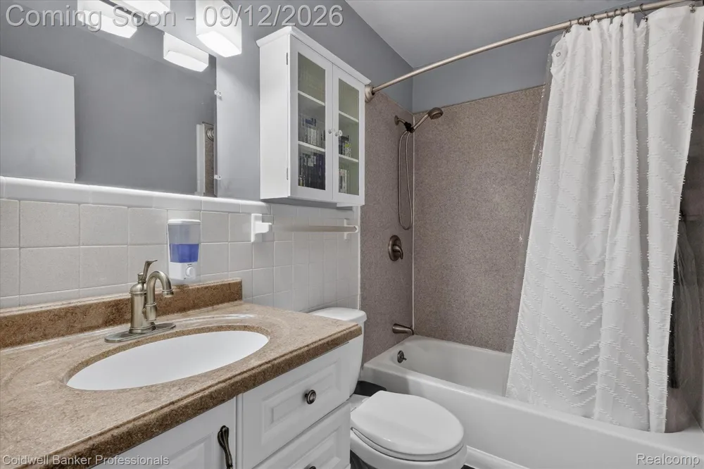5173 Greenleaf Drive Swartz Creek City, MI 48473