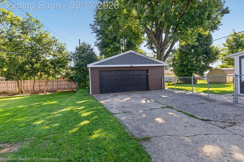 5173 Greenleaf Drive Swartz Creek City, MI 48473