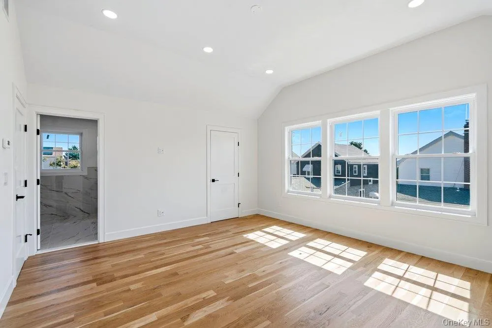 101 Brown Street Mineola, NY 11501