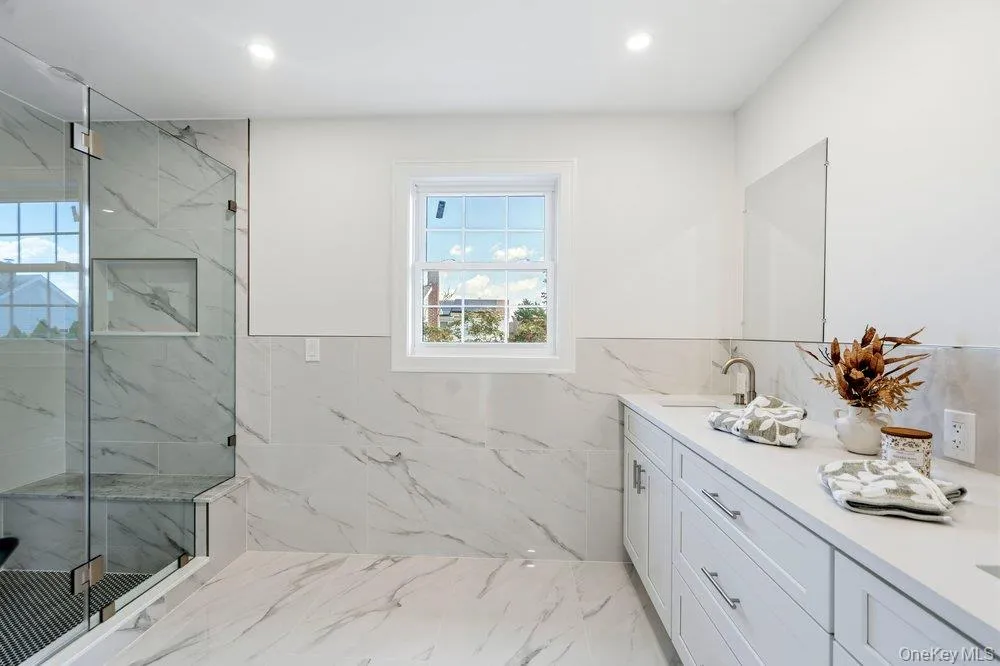 101 Brown Street Mineola, NY 11501