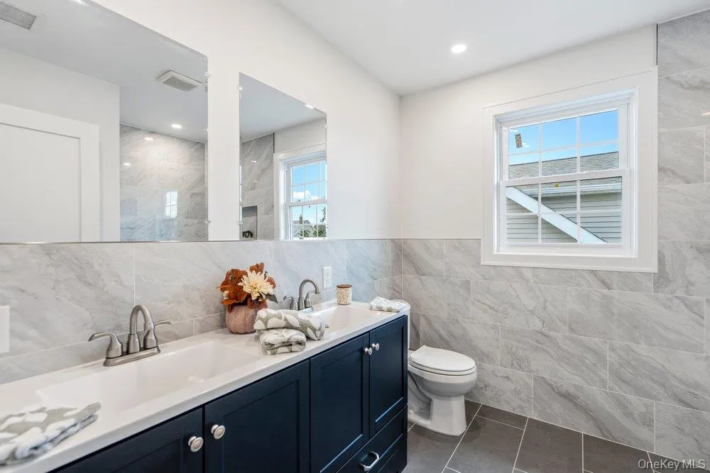 101 Brown Street Mineola, NY 11501
