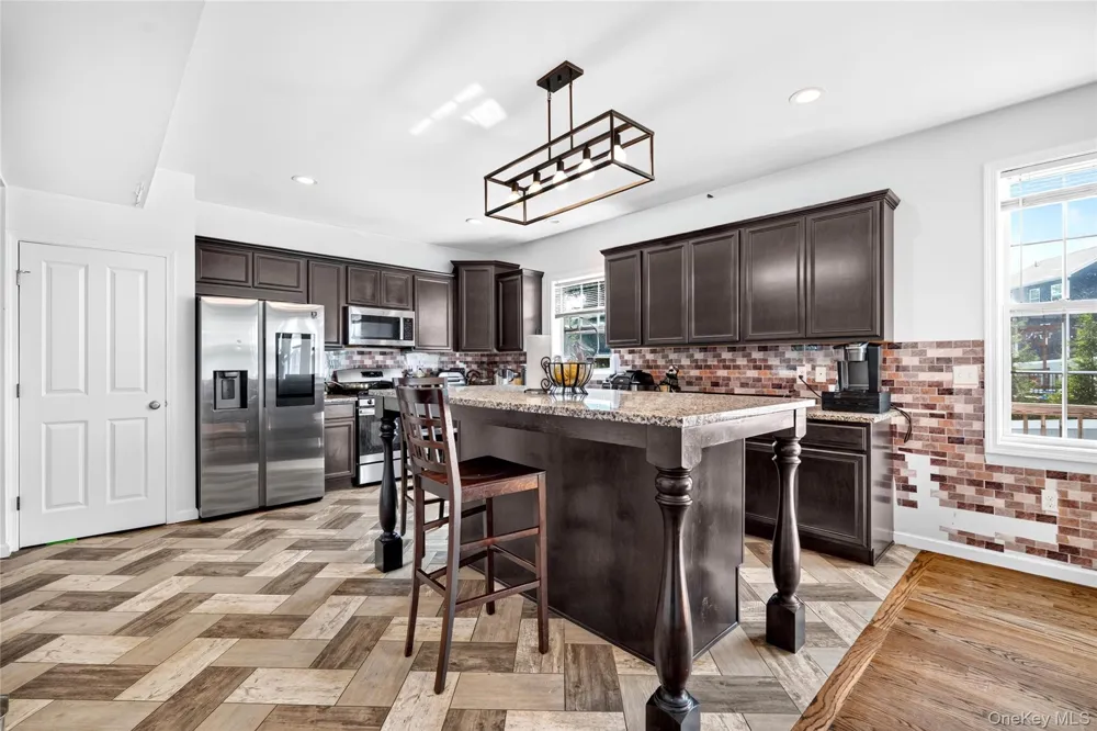14 Hopkins Court Washingtonville, NY 10992