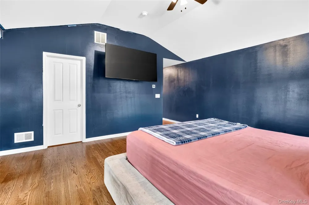 14 Hopkins Court Washingtonville, NY 10992