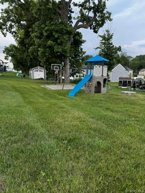 16 Boxwood Road Goshen, NY 10924