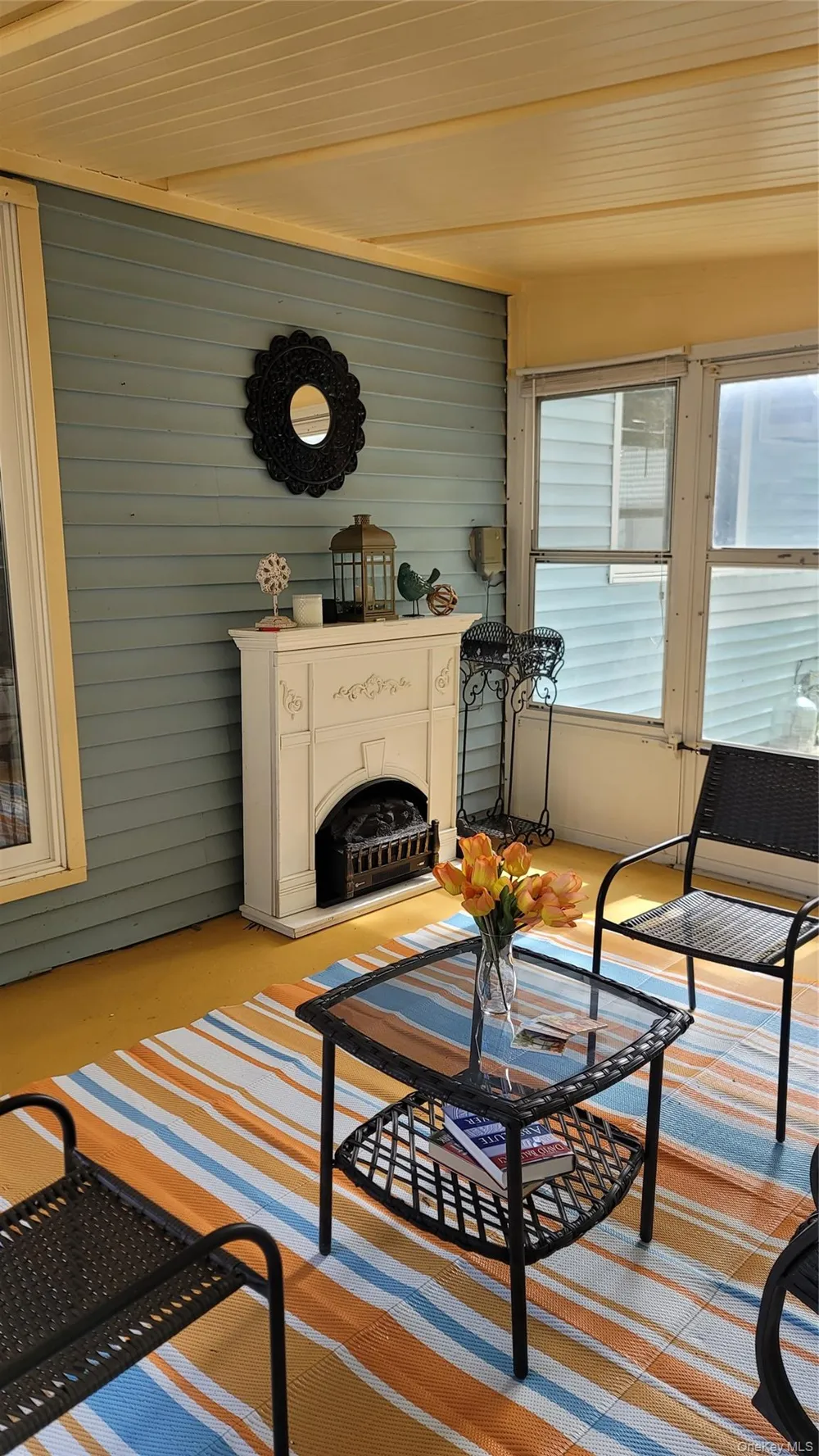 131 Village Circle W Manorville, NY 11949