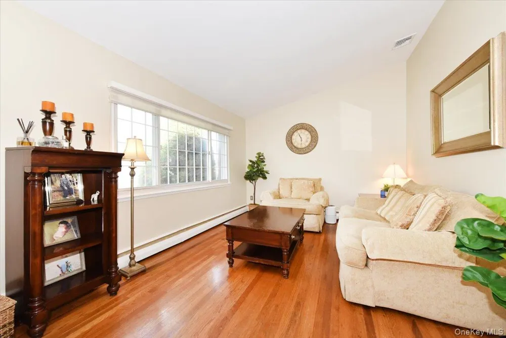 216 Linden Street Massapequa Park, NY 11762