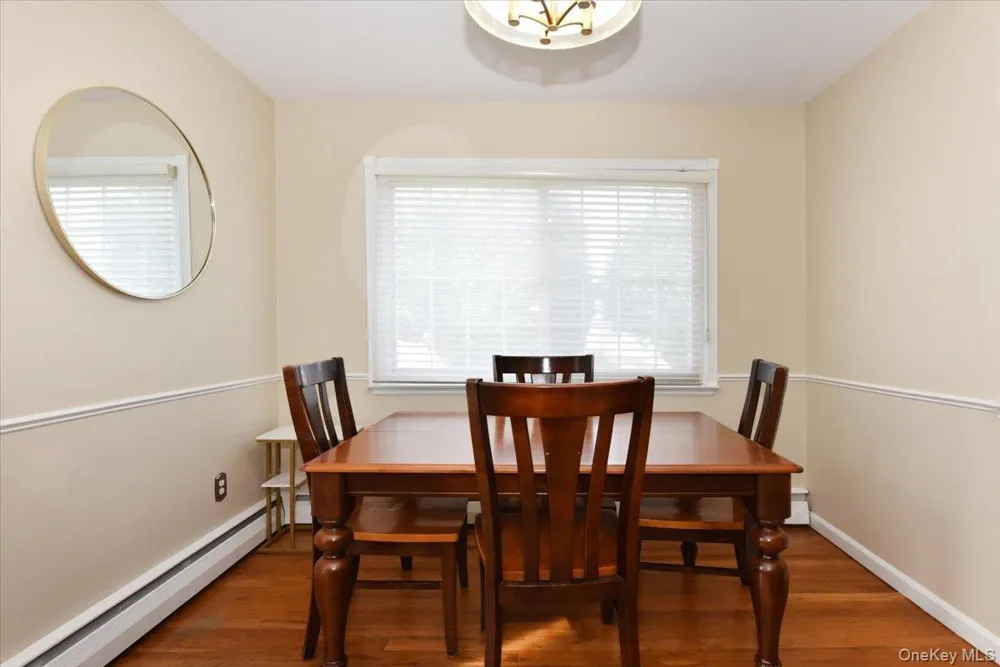 216 Linden Street Massapequa Park, NY 11762