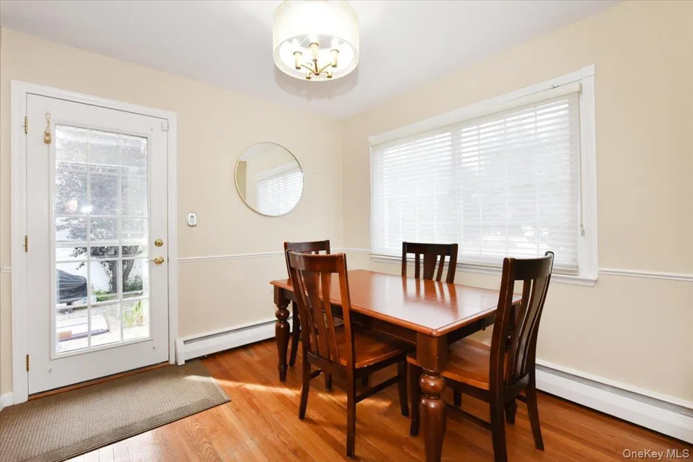 216 Linden Street Massapequa Park, NY 11762