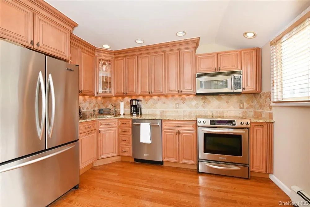 216 Linden Street Massapequa Park, NY 11762