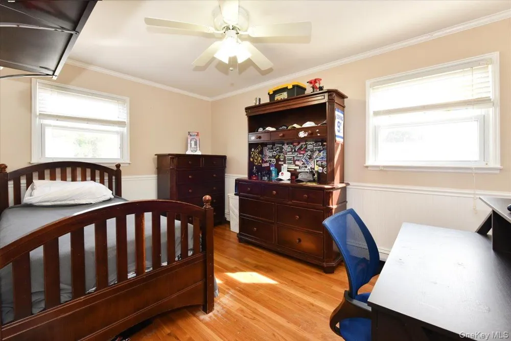 216 Linden Street Massapequa Park, NY 11762