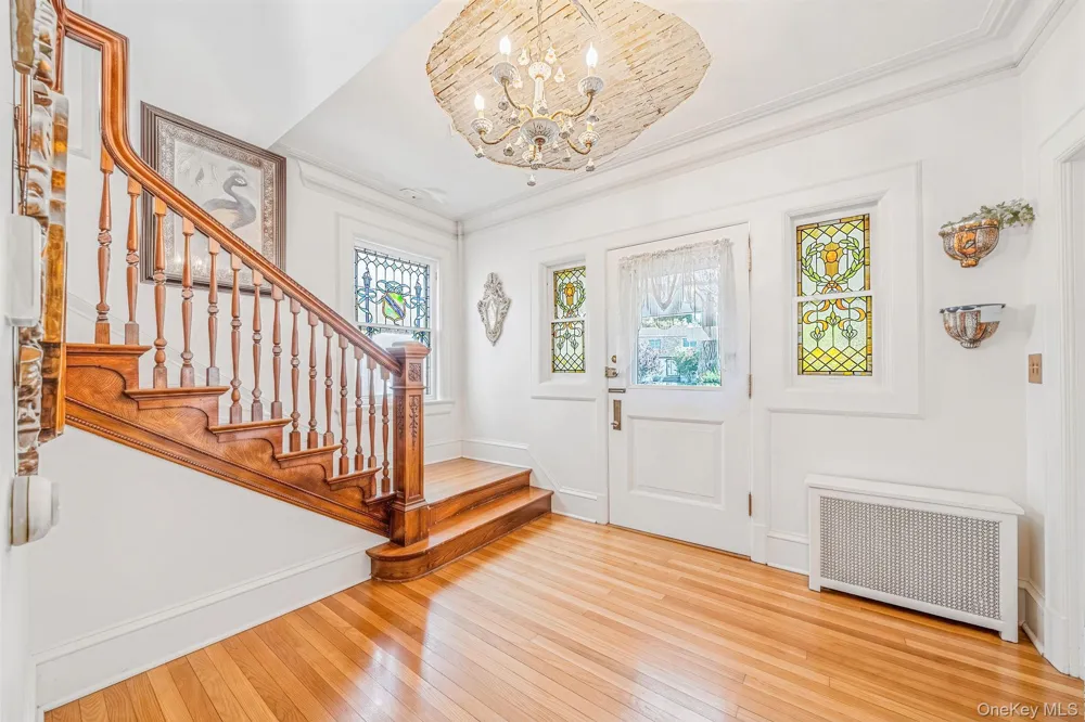 436 Bay Avenue East Patchogue, NY 11772