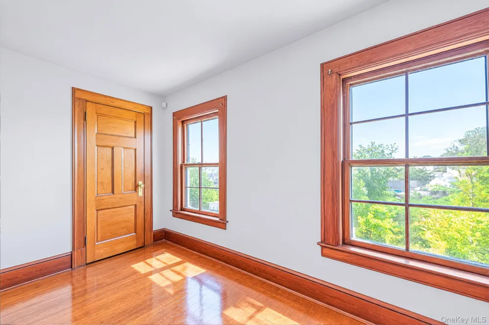 436 Bay Avenue East Patchogue, NY 11772